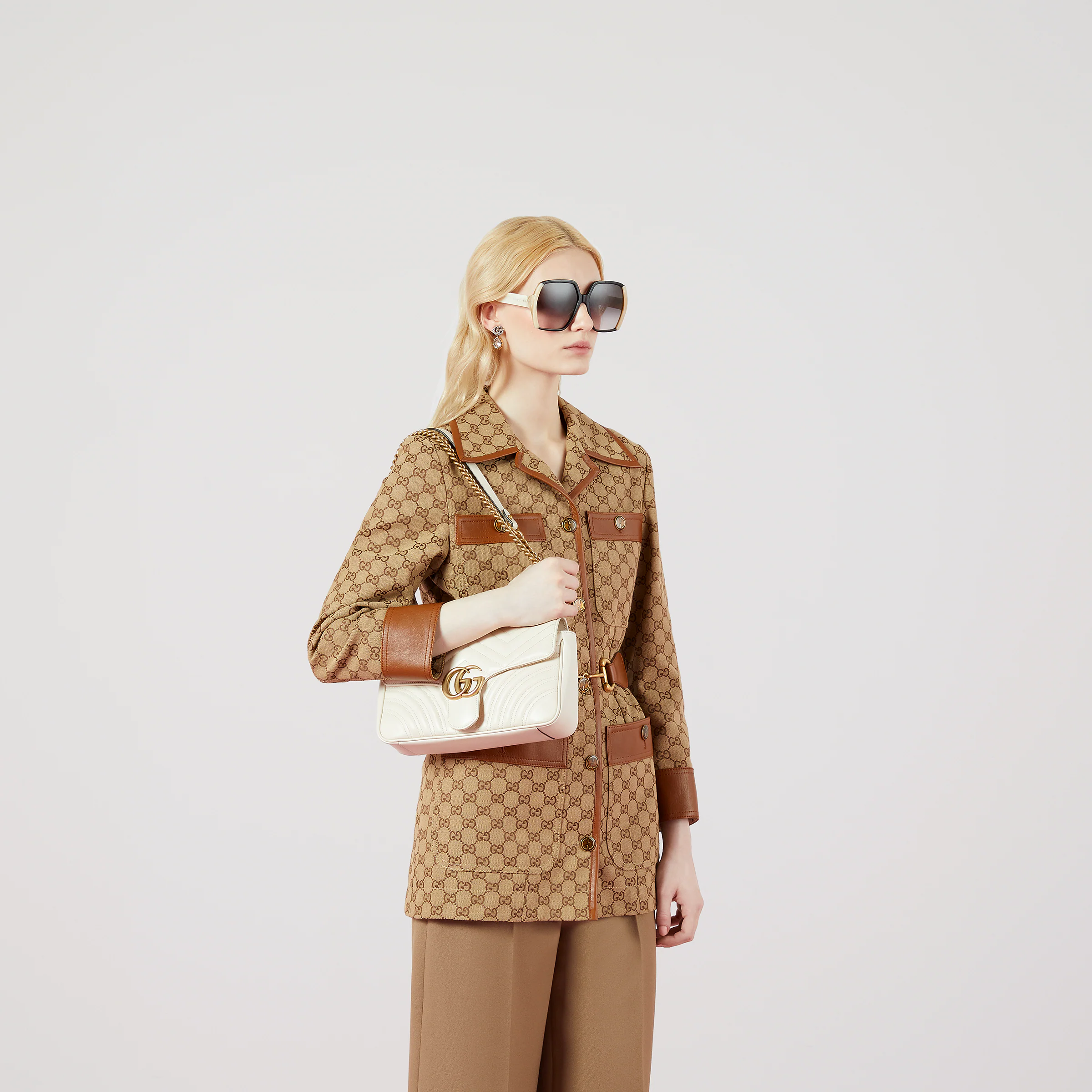 443497_DTDIT_9022_003_100_0000_Light-GG-Marmont-small-shoulder-bag (1)