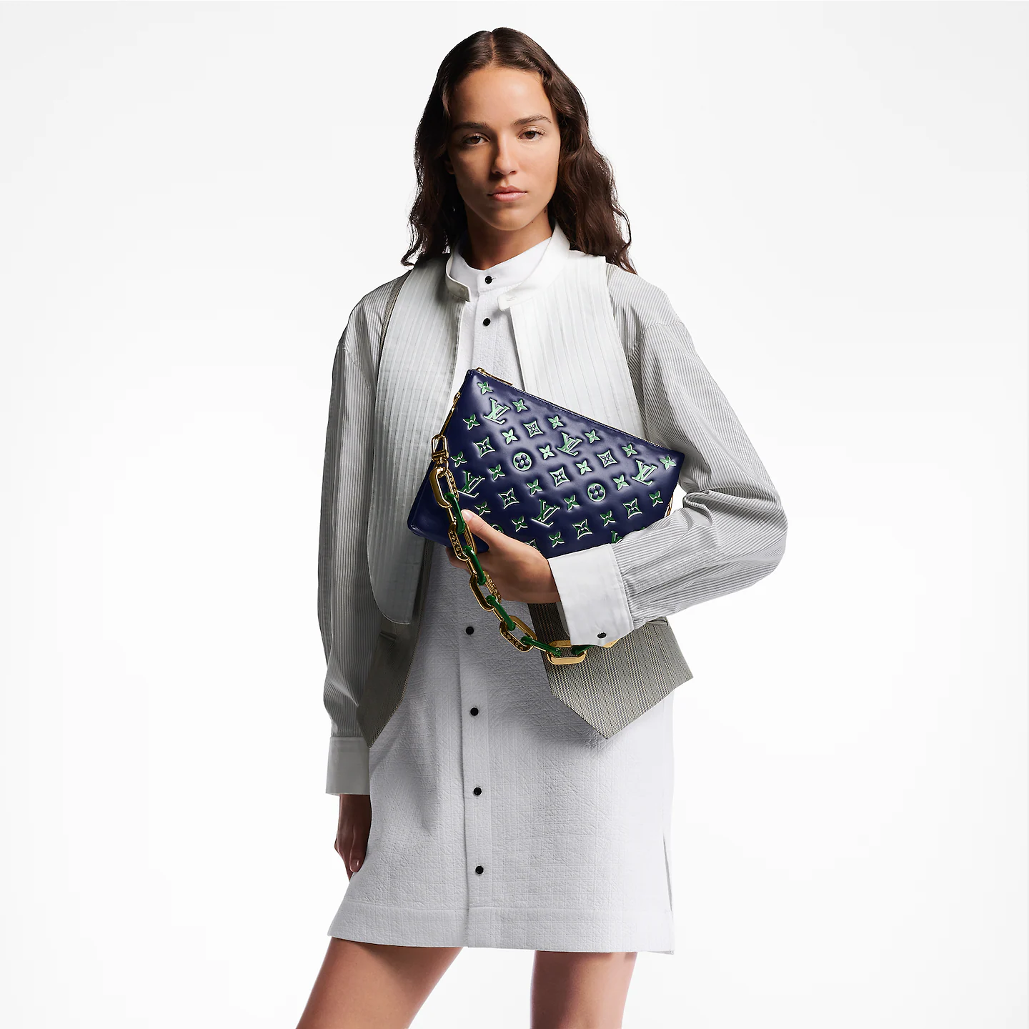 louis-vuitton-coussin-pm-h27-handbags--M23505_PM1_Worn view